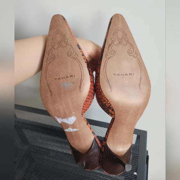 Tahari Orange Snake Print Mule Heels (US 7M) - Picture 5 of 6